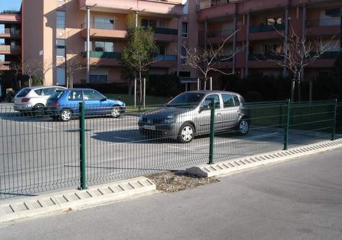 Ограждение парковки придомовых территорий в Троицке